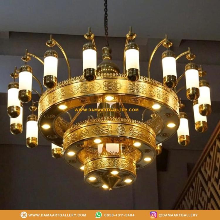 Jual Lampu Masjid Nabawi | Dama Art Gallery | Kerajinan Tembaga, Kuningan & Alumunium Terbaik. Lampu masjid nabawi - Jual lampu masjid nabawi

Dama art gallery adalah salah satu produsen kerajinan tembaga yang berada di desa sentra kerajinan tembaga tepatnya di